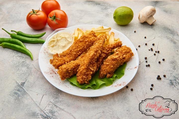 Meniu 5 Crispy Strips de la Nicole Catering