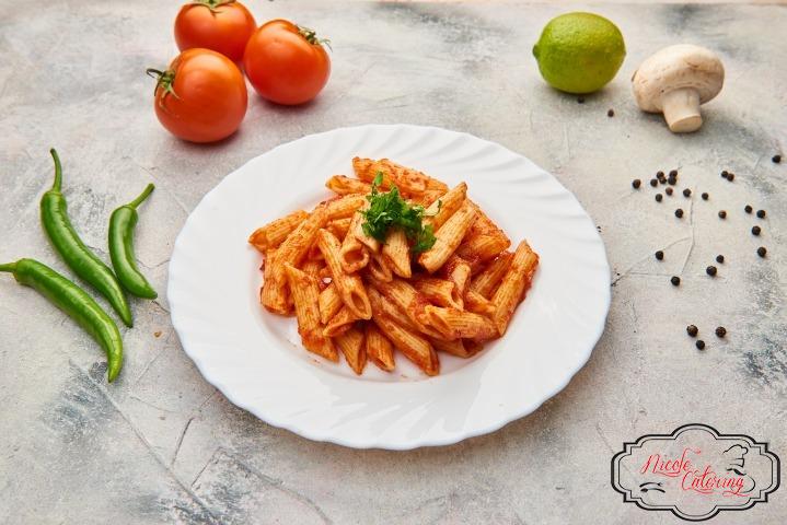 Penne Arabiatta de la Nicole Catering